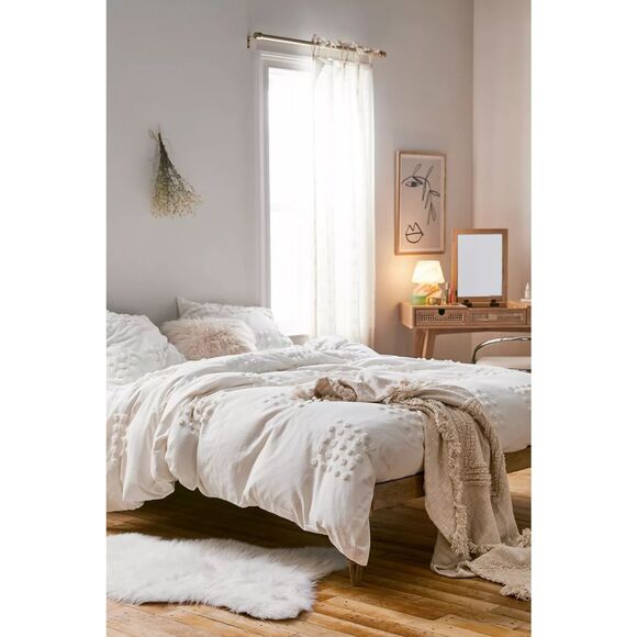 New Urban Outfitters Grid Tufted Duvet Cover sz queen - Picture 1 of 9